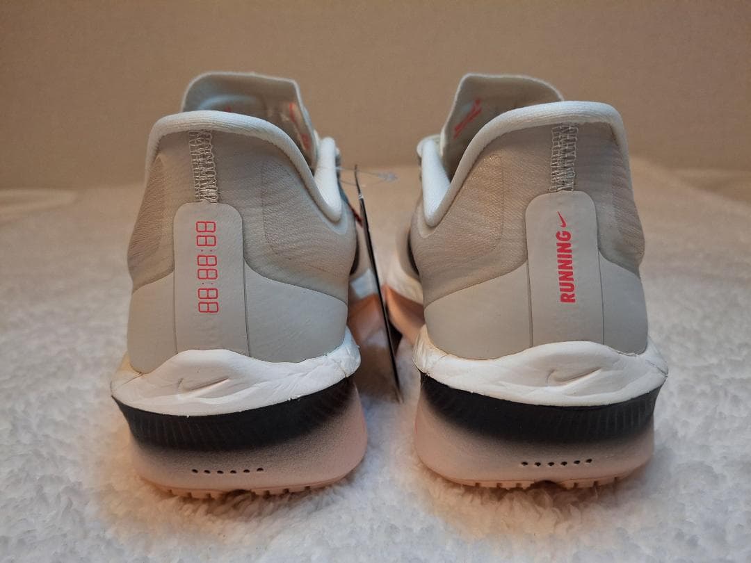 NIKE ズームフライ6 22,5cm 新品