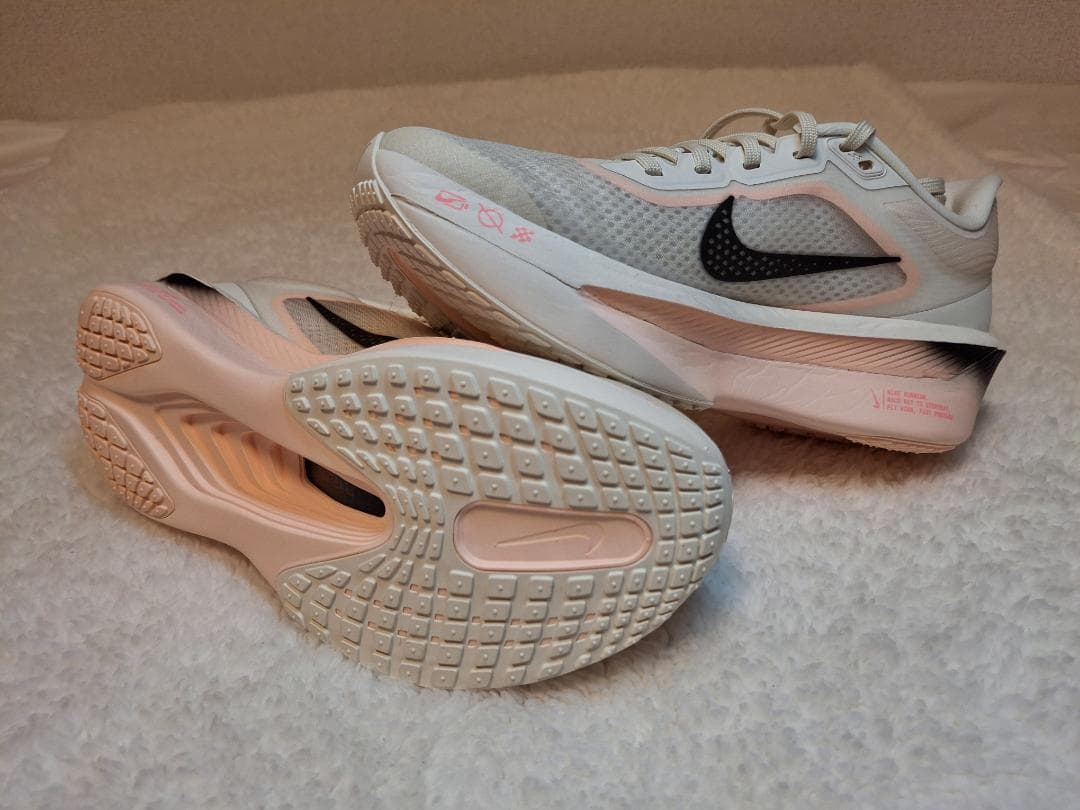 NIKE ズームフライ6 22,5cm 新品