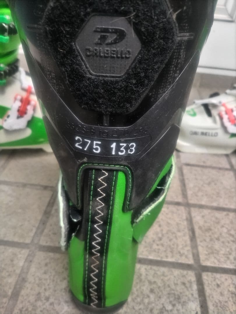 訳あり　DALBELLO スキー用ブーツ グリーン/ホワイト　WCモデル