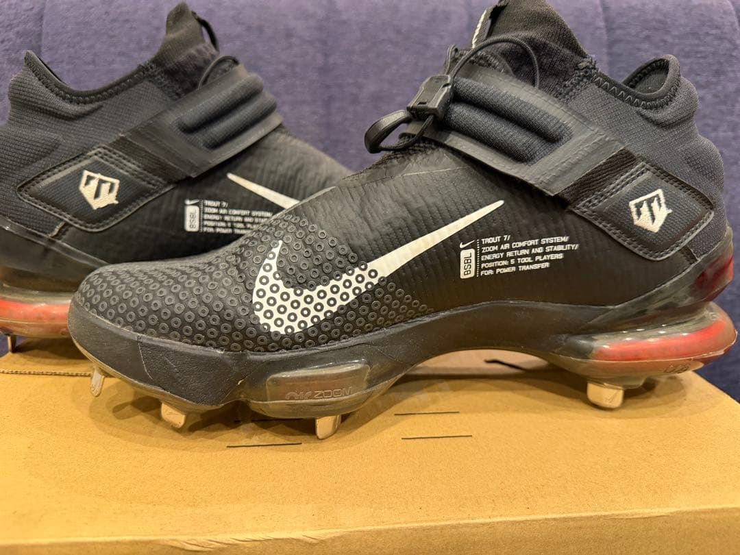 Nike Trout 7 野球スパイクシューズ ブラック/レッド 限定色