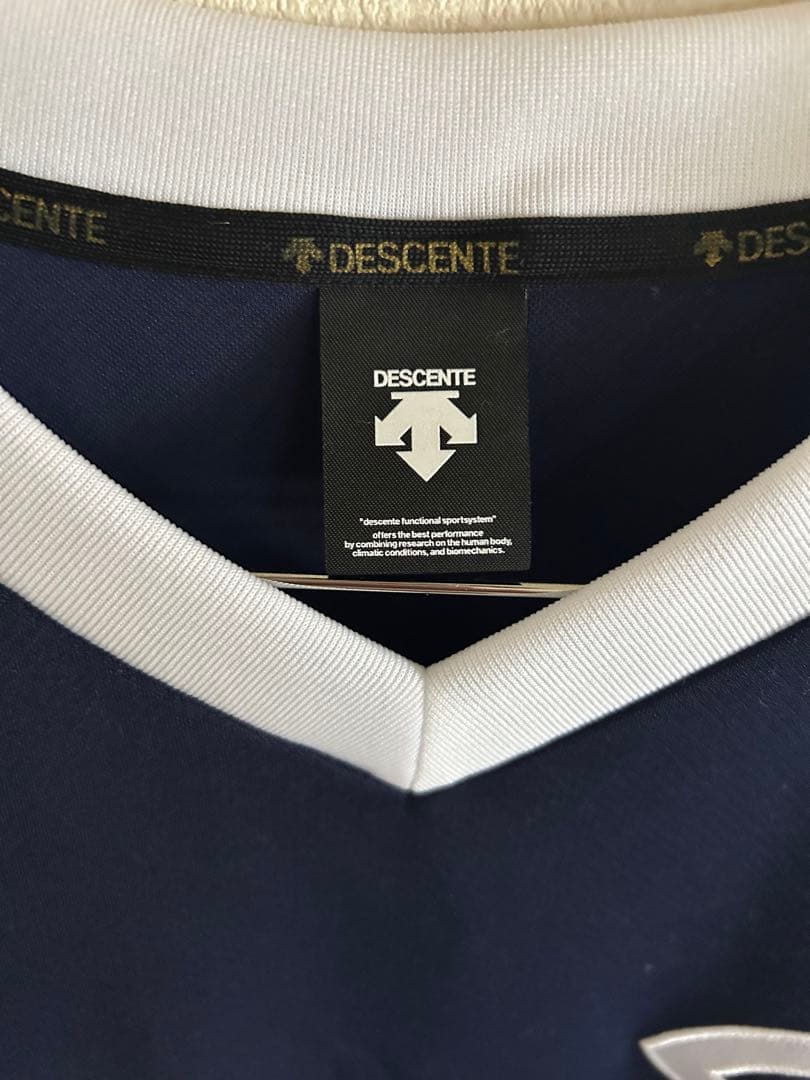 DESCENTE 中央大学 ユニフォーム 17番 ネイビー