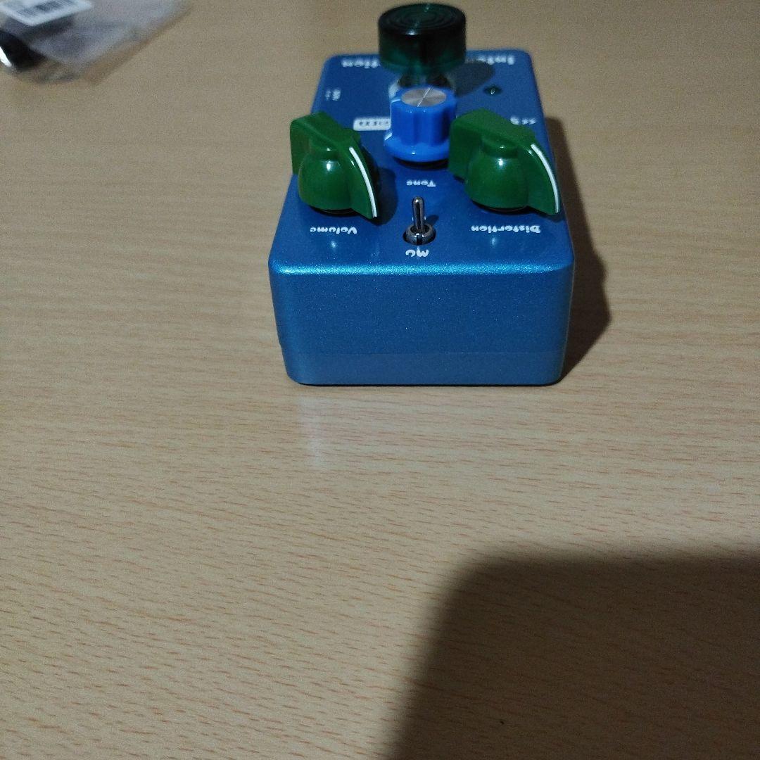 Intense Distortion エフェクター