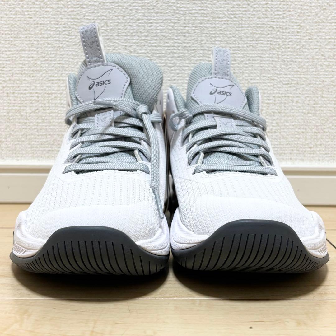asics ジュニア バスケットシューズ NOVA SURGE 3 GS 未使用