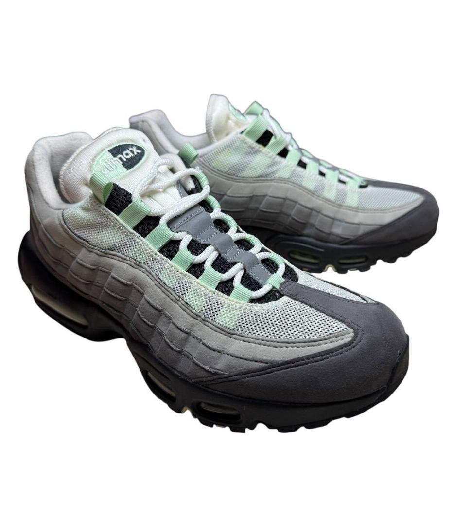 美品 19年NIKE エアマックス 95 白/フレッシュミント US9 27㎝
