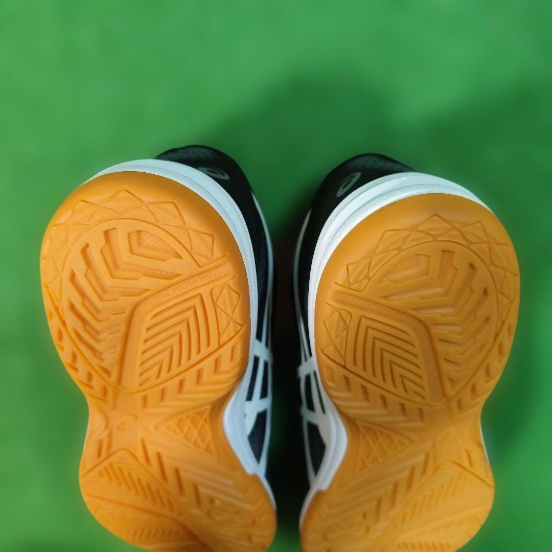 アシックス asics UPCOURT 5 GS 25.0cm