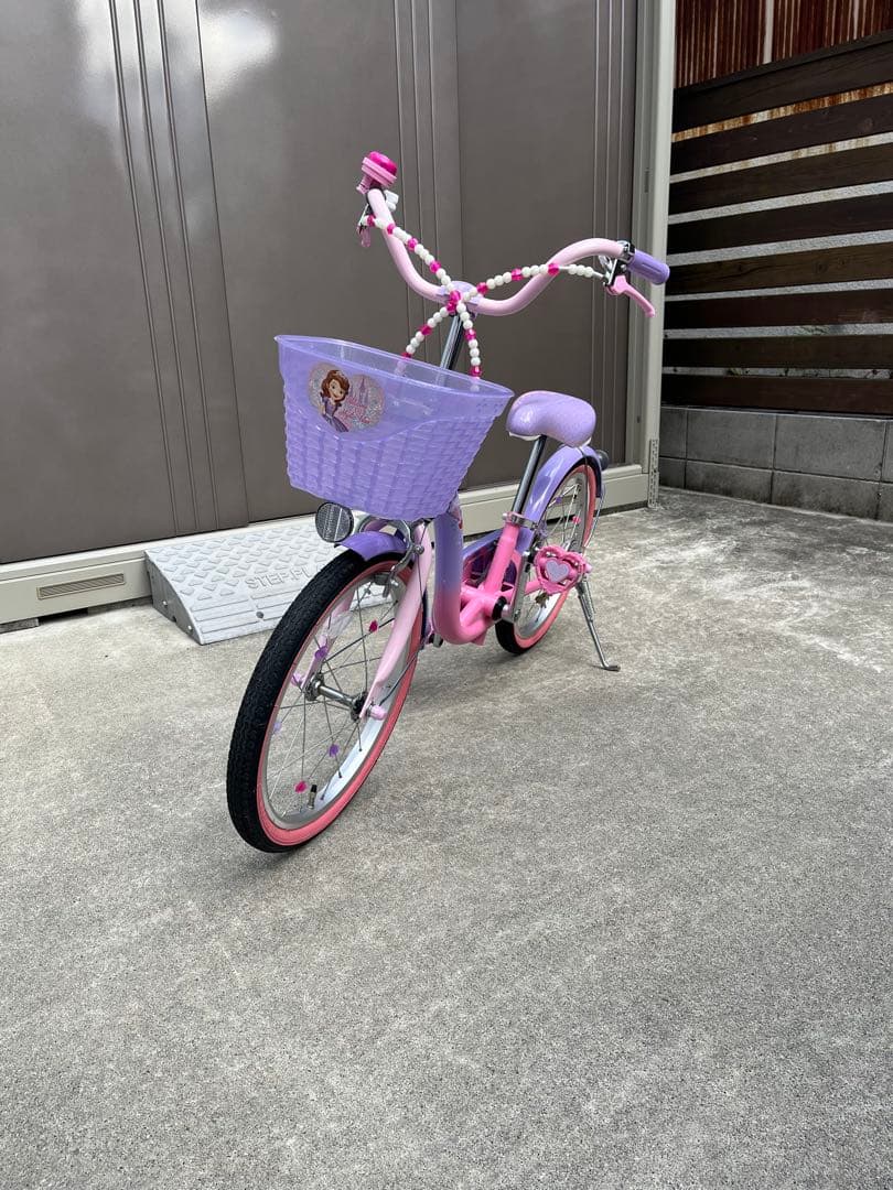 子供用自転車 18インチ　紫色 プリンセスソフィア　(ソフィアヘルメットセット)