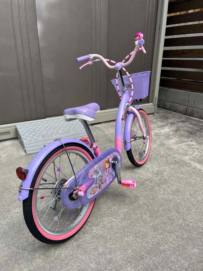 子供用自転車 18インチ　紫色 プリンセスソフィア　(ソフィアヘルメットセット)