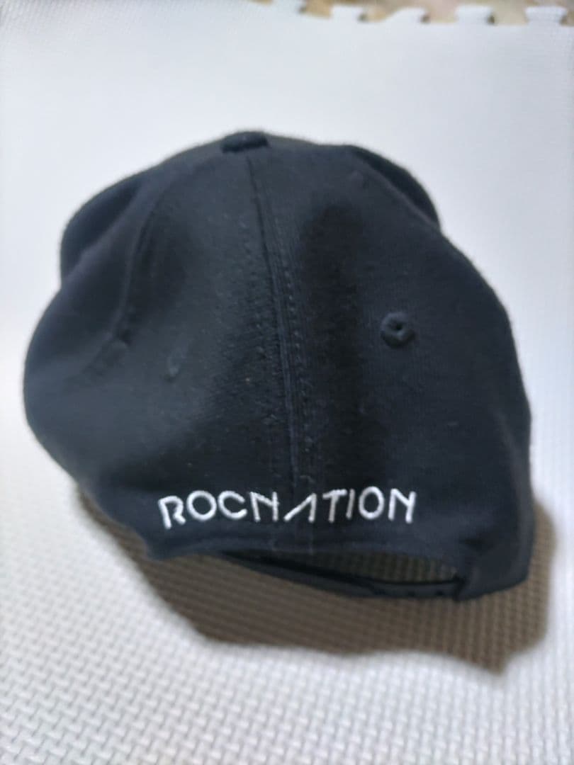ROCNATION アメリカ国旗 スナップバックキャップ