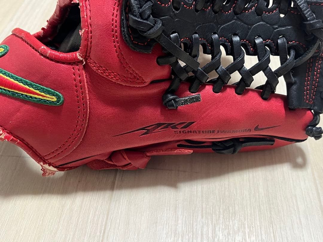 ナイキ グラブ　軟式　内野用　グローブ NIKE 岩村モデル