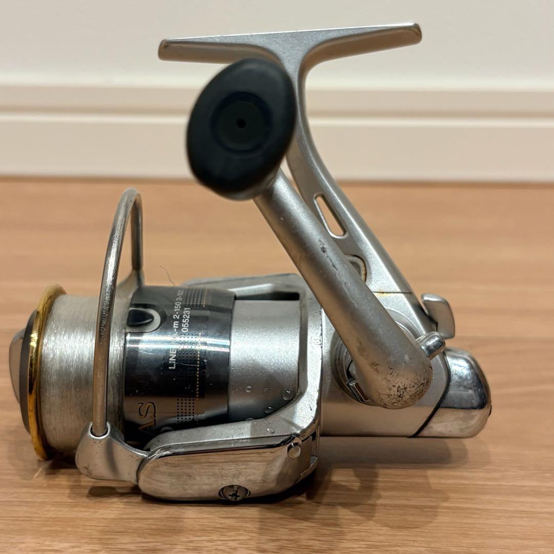 DAIWA ダイワ LUVIAS ルビアス 2000 軽量 スピニングリール