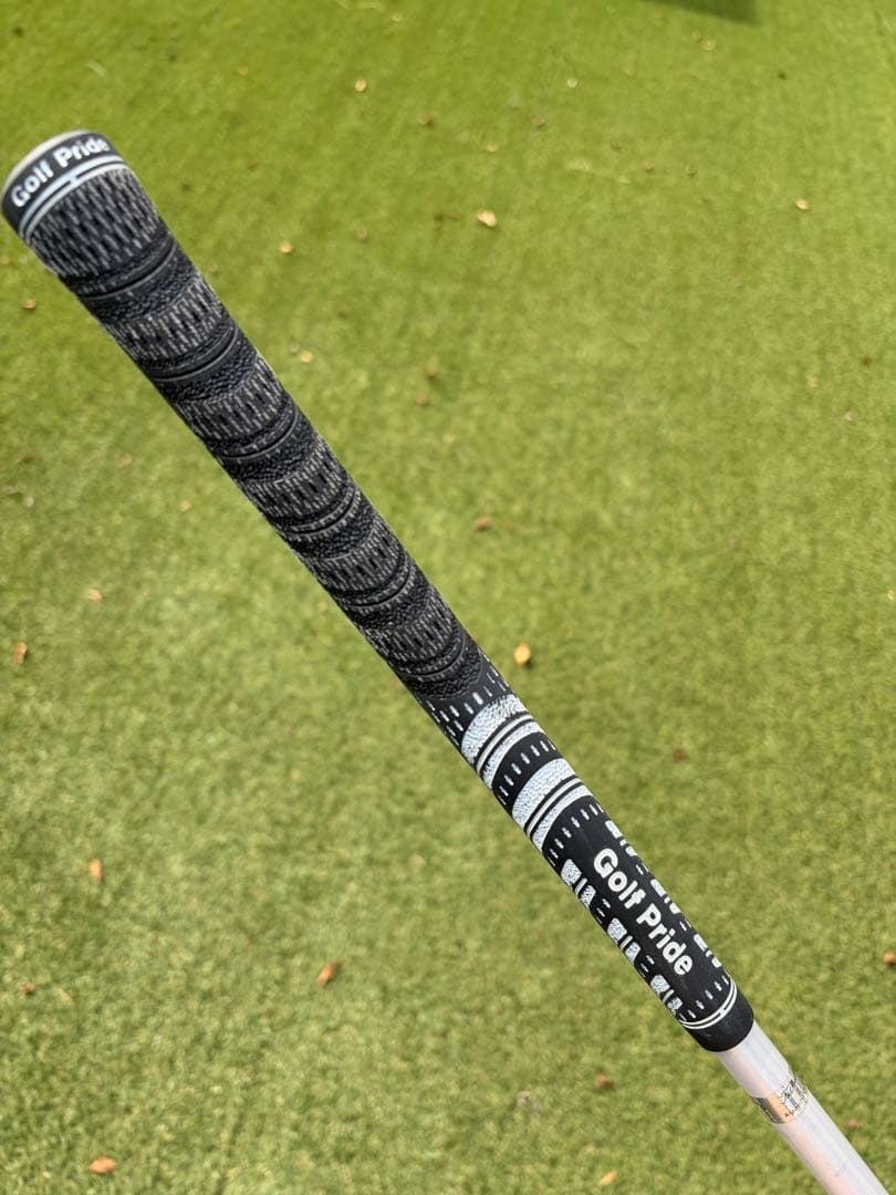 【美品】TourAD DI-5S ドライバー用 ピンスリーブ付 グリップ新品