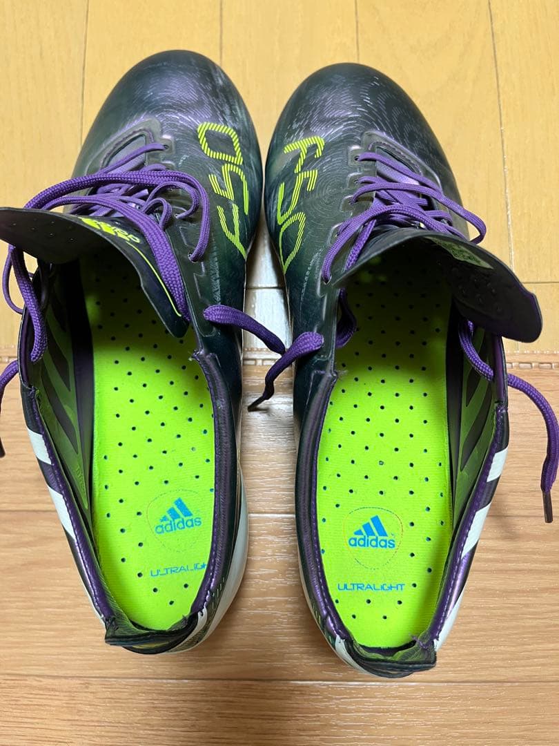 adidas F50 初代　サッカーシューズ