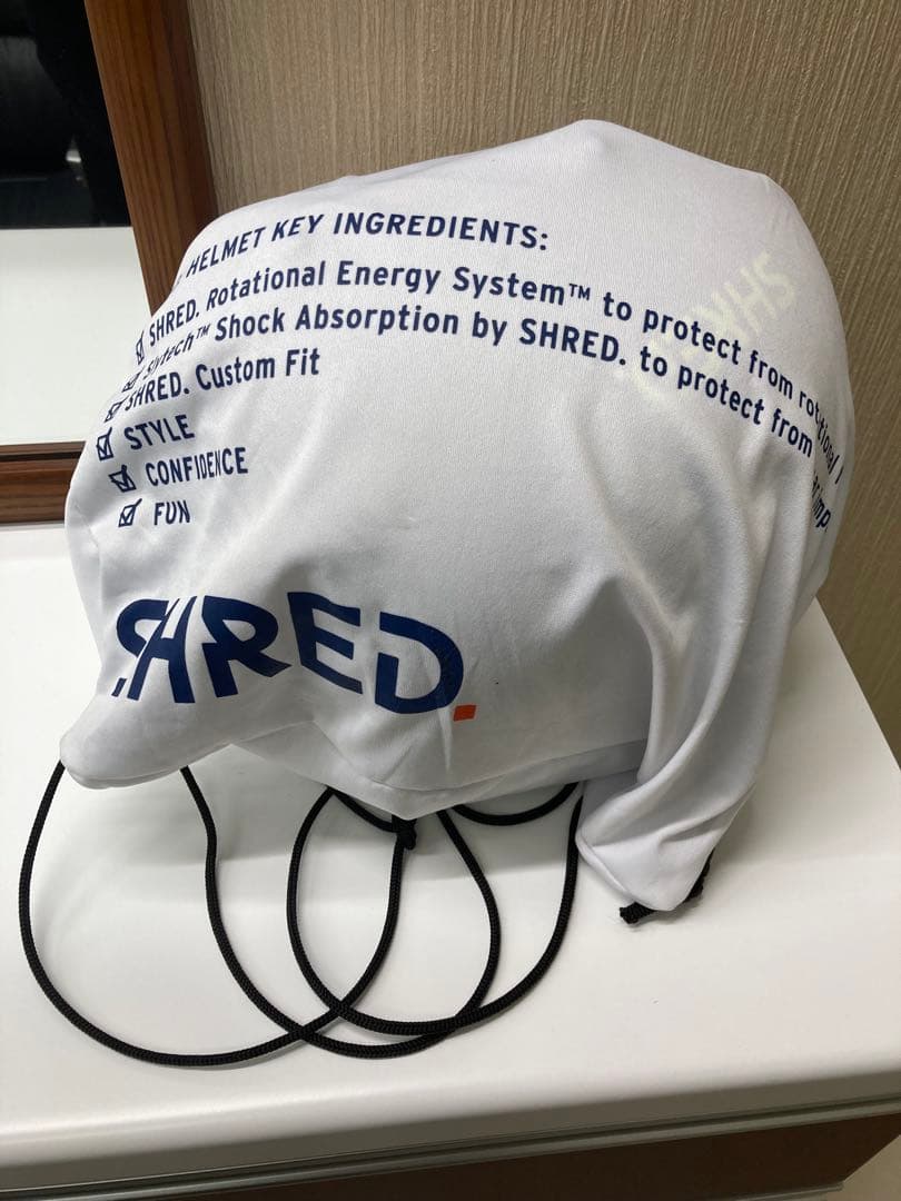 SHRED. スキースノーボードヘルメット