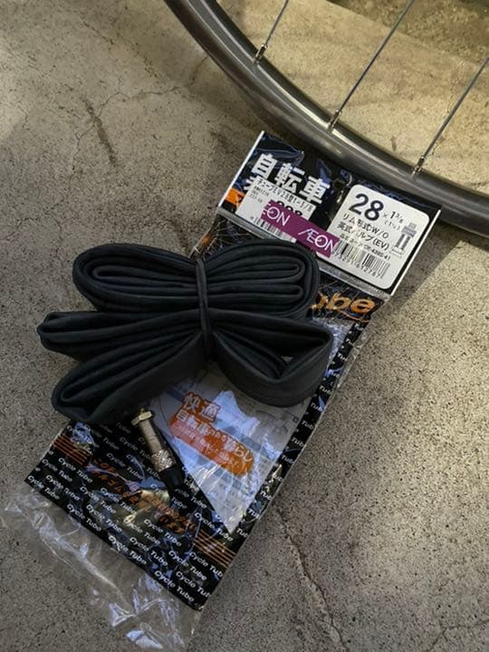 お値下げ　シキシマ 前輪28X1 1/2 ハブダイナモ ステンリム