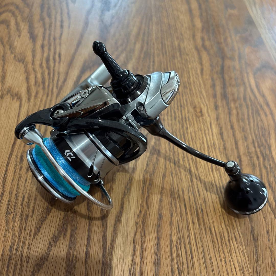DAIWA スピニングリール　CALDIA LT3000-CXH