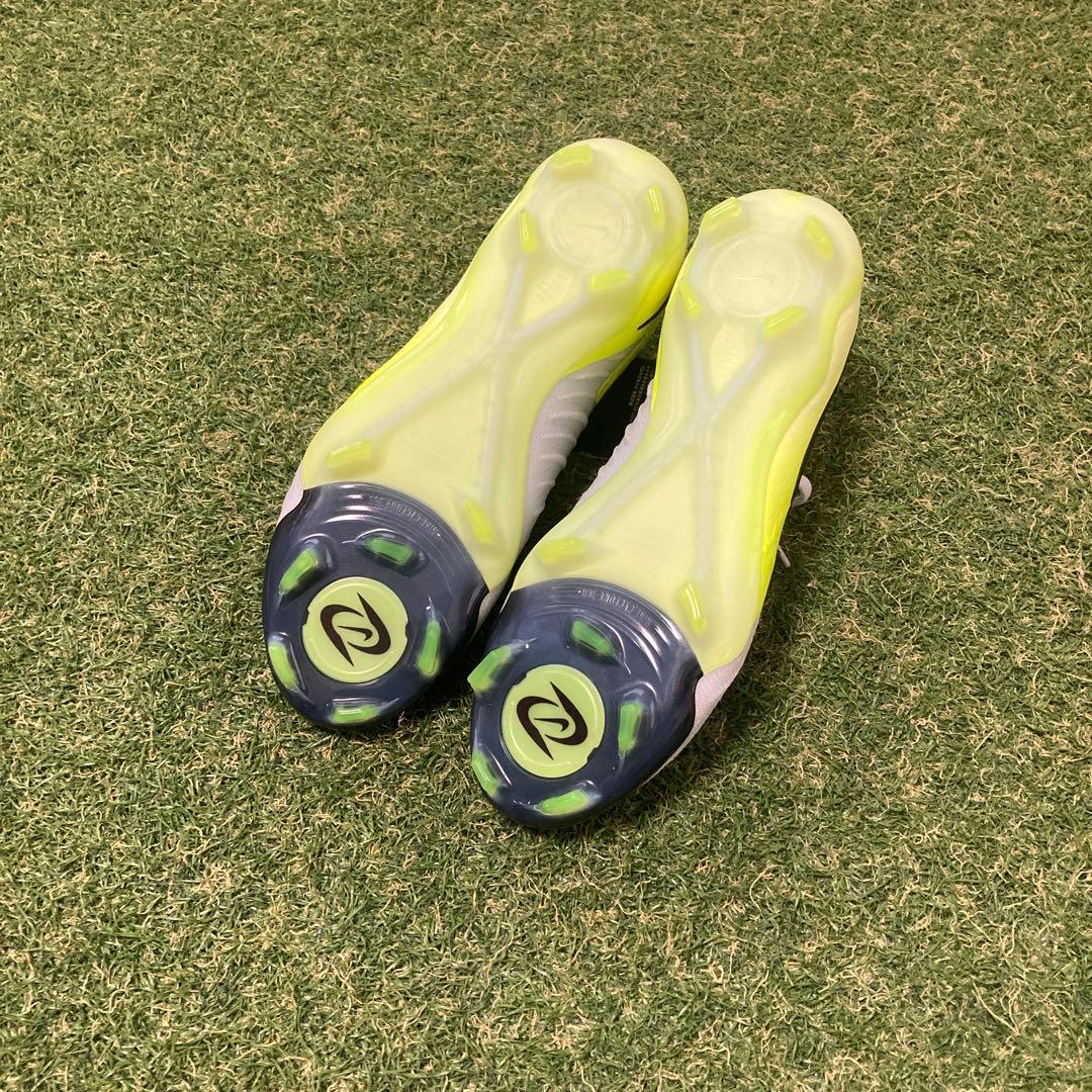 ナイキ　ファントムgx2エリートFG 24.5cm