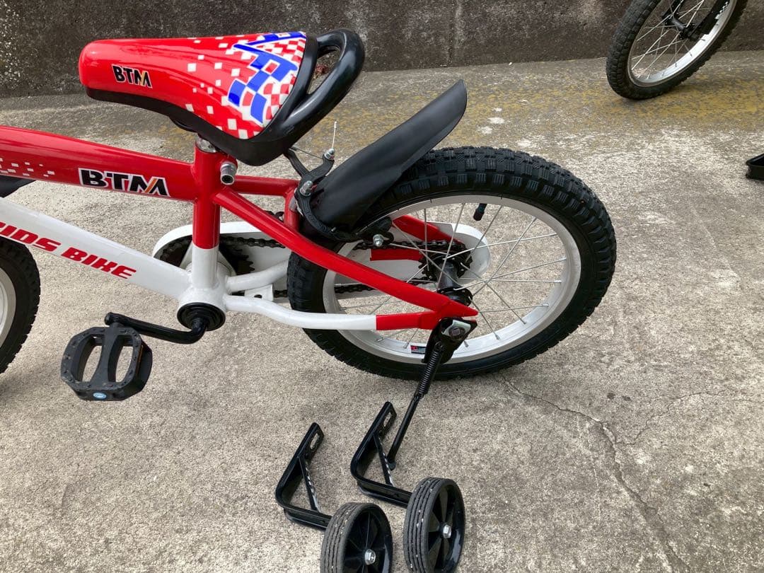 BTM 子供用自転車 赤 １６インチ