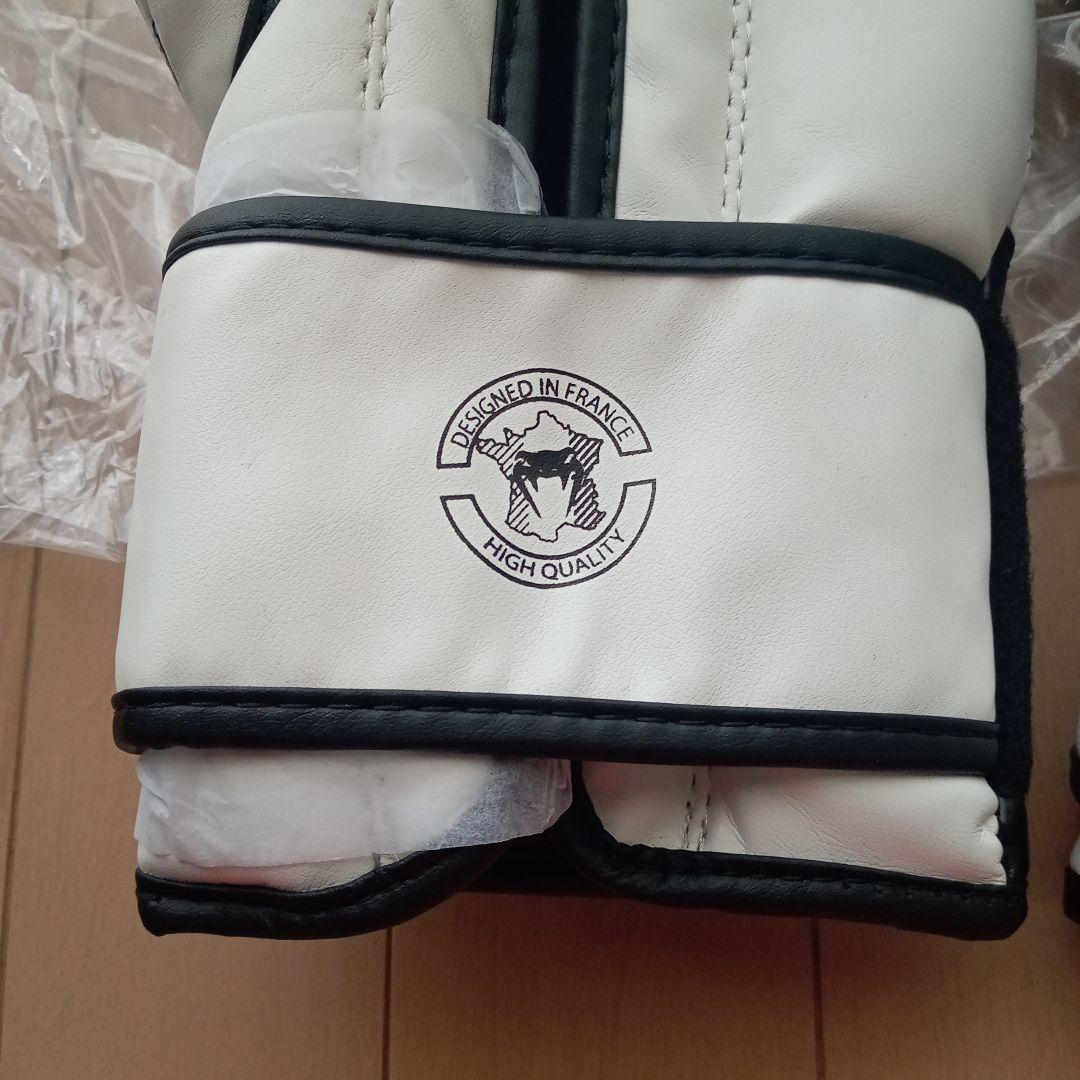 16oz UFC Venum Challenger 3.0 ボクシンググローブ