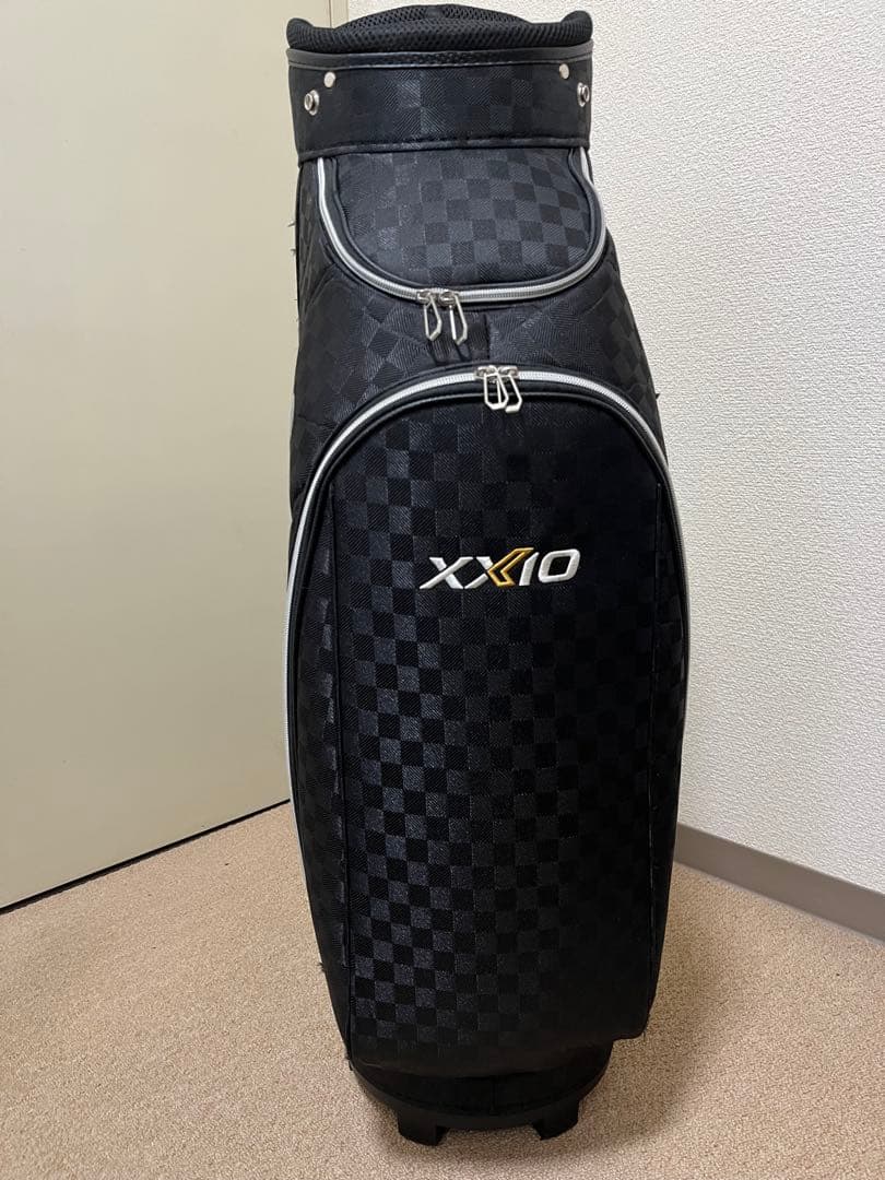 XXIOゼグシオキャディバック9型4分割 ブラックチェック