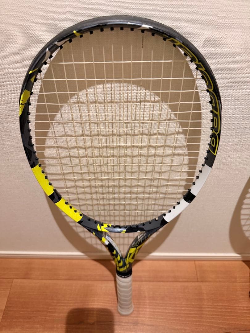 【美品】バボラ Babolat ピュア　アエロ　PURE AERO 2本