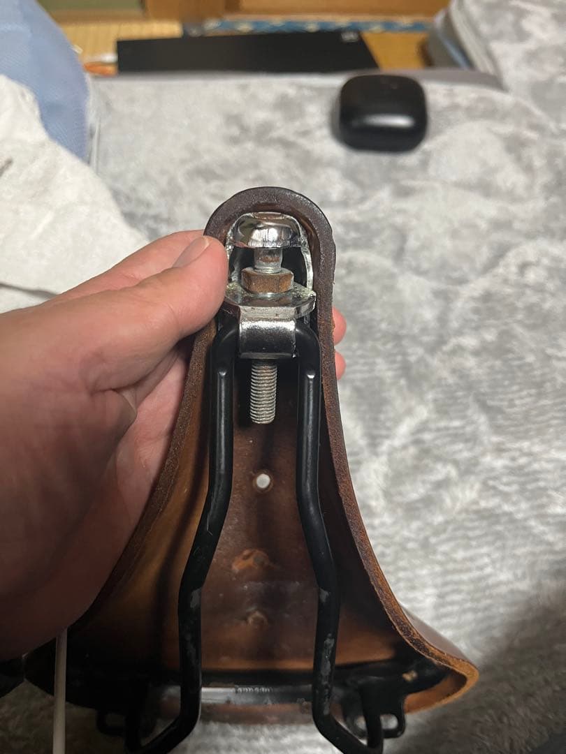 アカツキの　BROOKS B17 LADIES STANDARD サドル