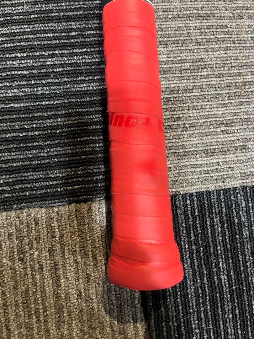 決算SALE中！ボルトレイジ5VSソフトテニス　ほぼ新品ヨネックス　人気UXL0