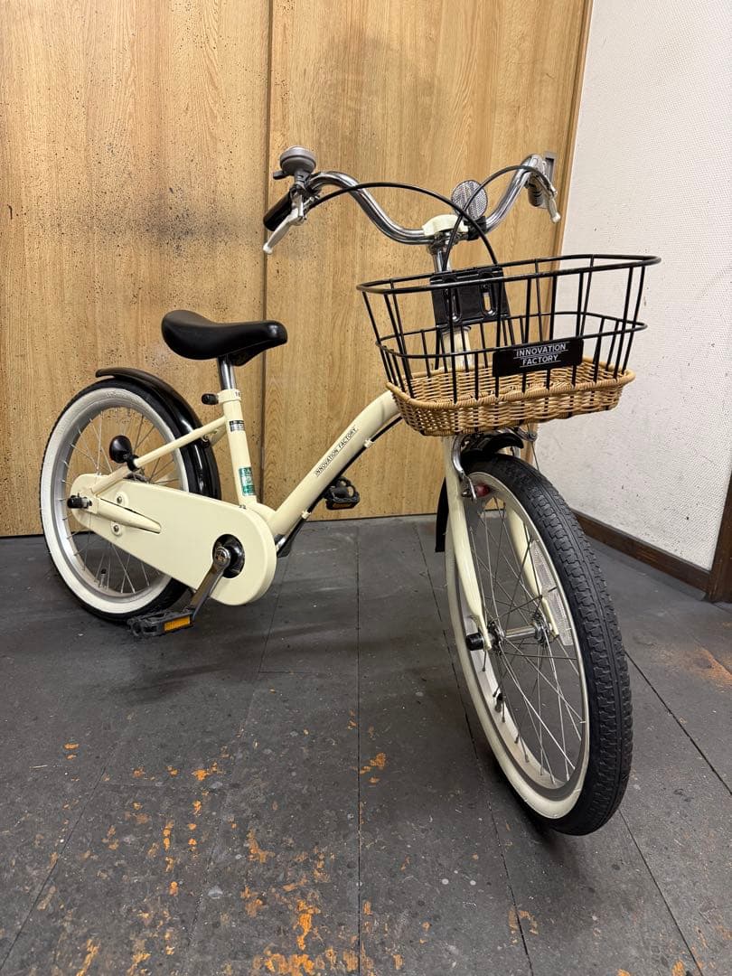 中古車　幼児用　イノベーションファクトリー　18インチ　美品