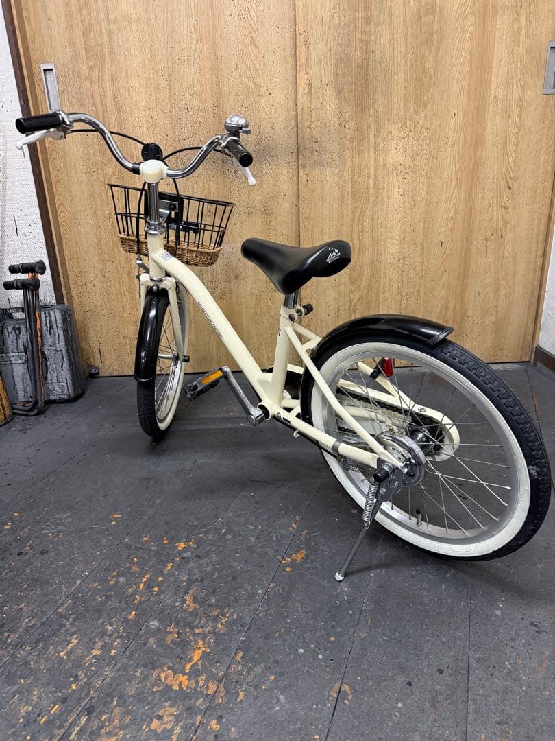 中古車　幼児用　イノベーションファクトリー　18インチ　美品