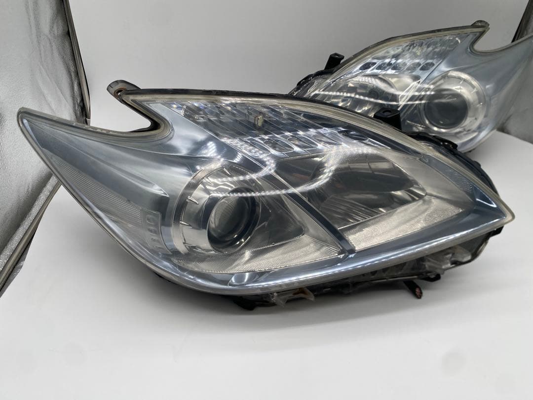トヨタ プリウス 30系 ヘッドライト 左右セット HID 55Wバラスト付き