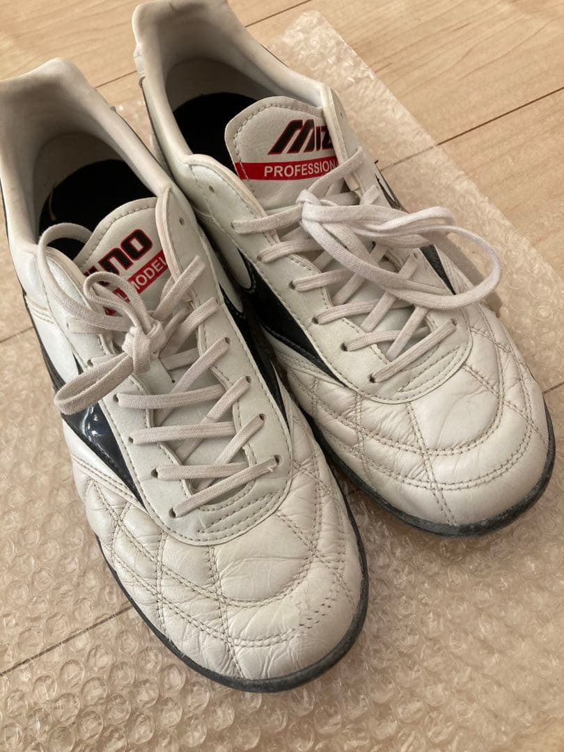Mizuno Morelia サッカーシューズ 25.5cm