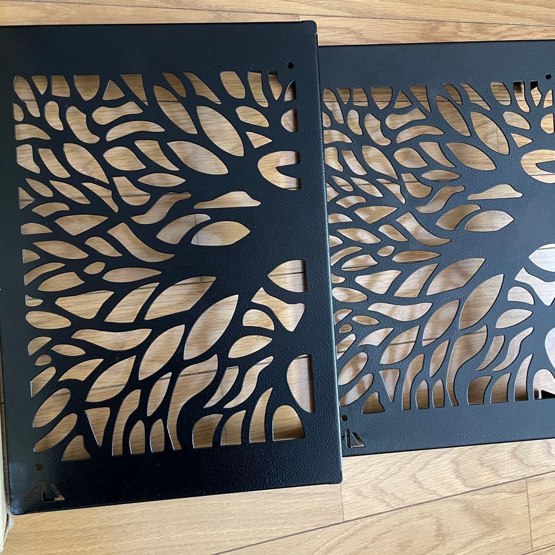BlackDesign ハレテーブル アイアンプレート 2枚(ツリー) 使用1回