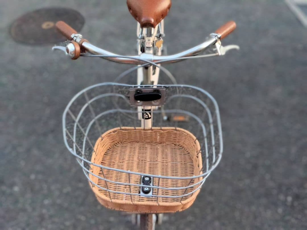 STR！！　子供　自転車　クリーム　24インチ　あさひ