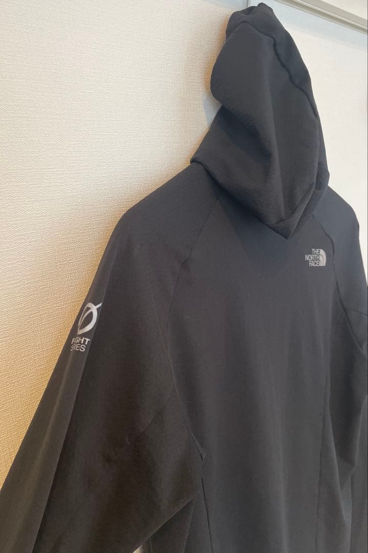 ザノースフェイス Flyweight Versa Hoodie NL72070