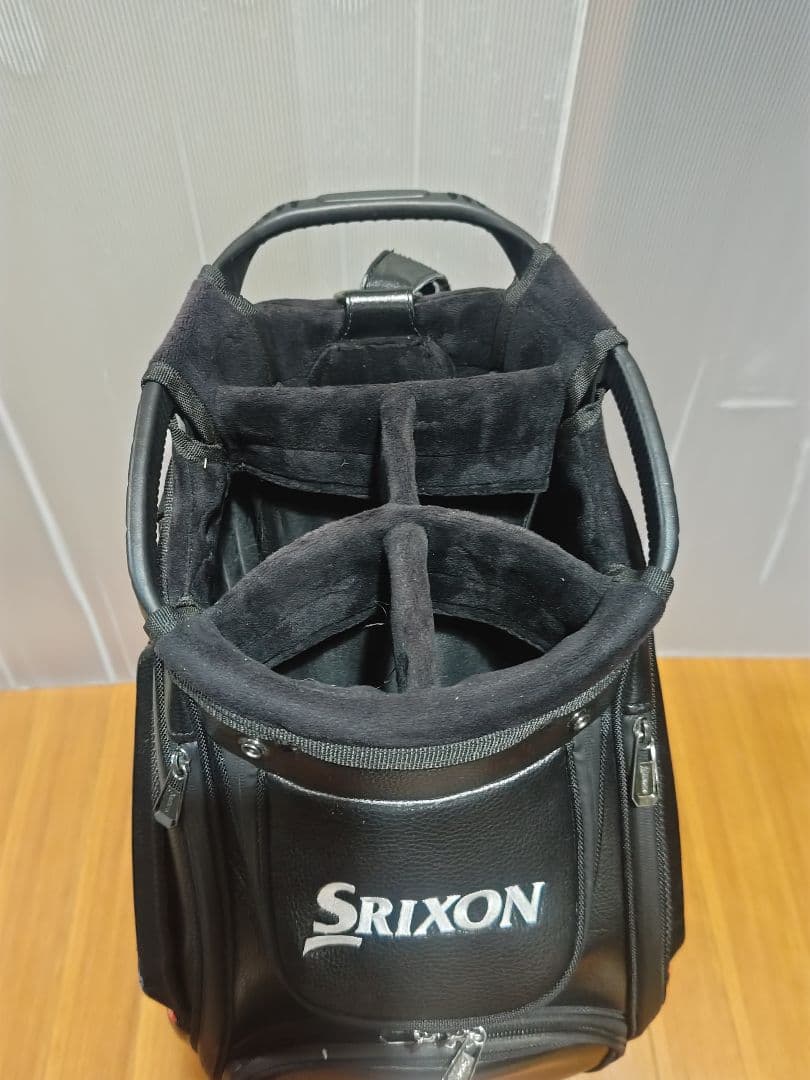 SRIXONキャディバッグツアーモデル