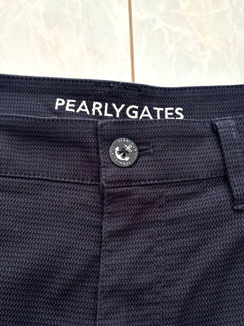 美品　PEARLY GATES ゴルフハーフパンツ　3 マリン　ダークネイビー