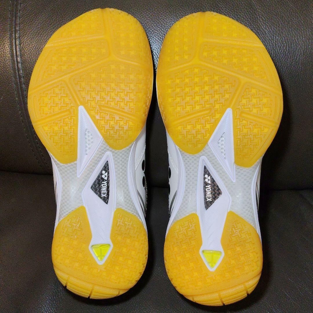 23.5cm 美品【YONEX】ヨネックス パワークッション65Z ワイド