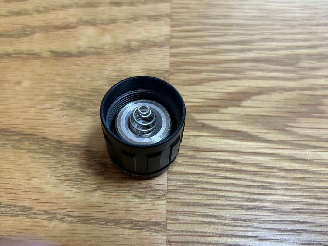 【surefire】R1 LAWMAN 故障品 シュアファイア