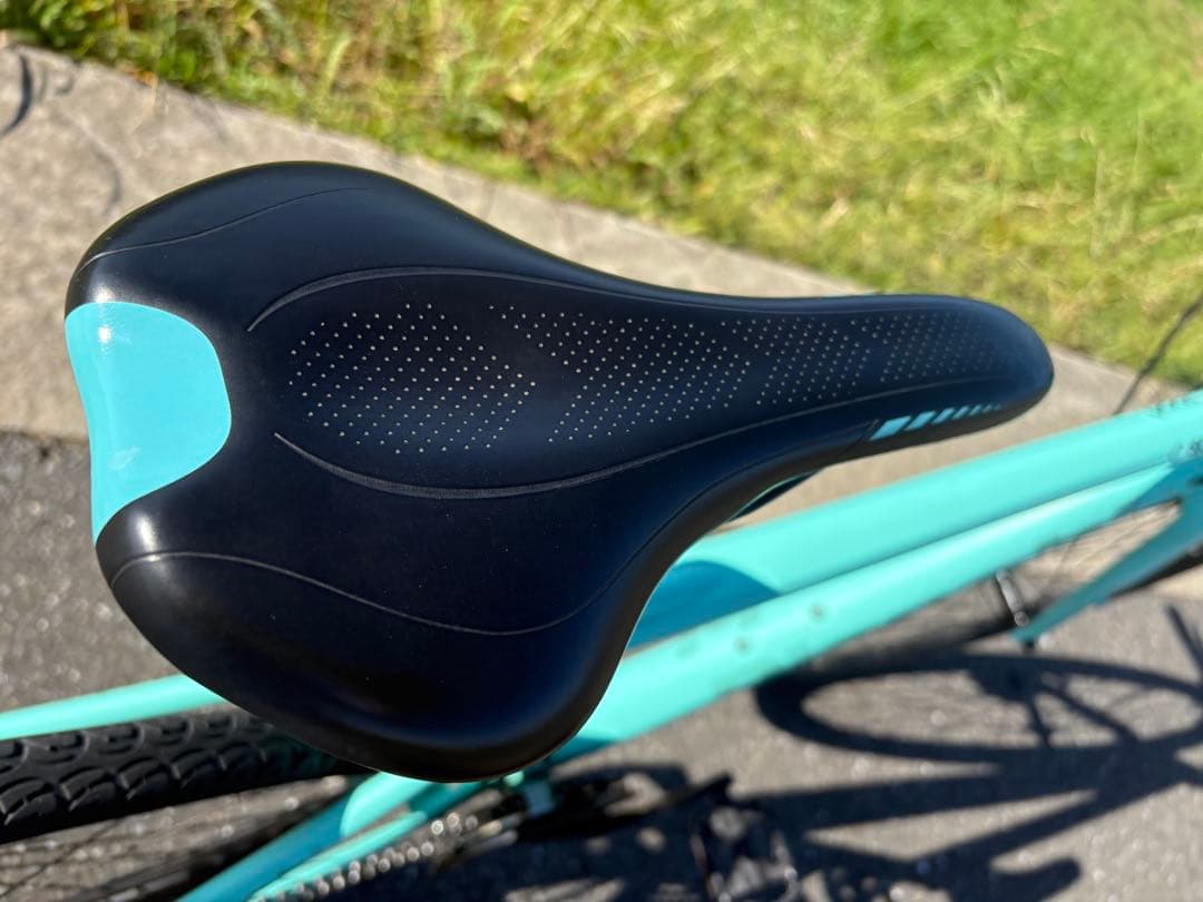 ディスクブレーキ クロスバイク　Bianchi c.sport2 ビアンキ 美品