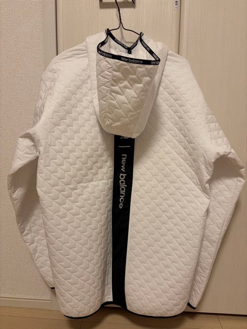 ニューバランス キルティング　フルジップ　フーディジャケット　サイズ7（2XL