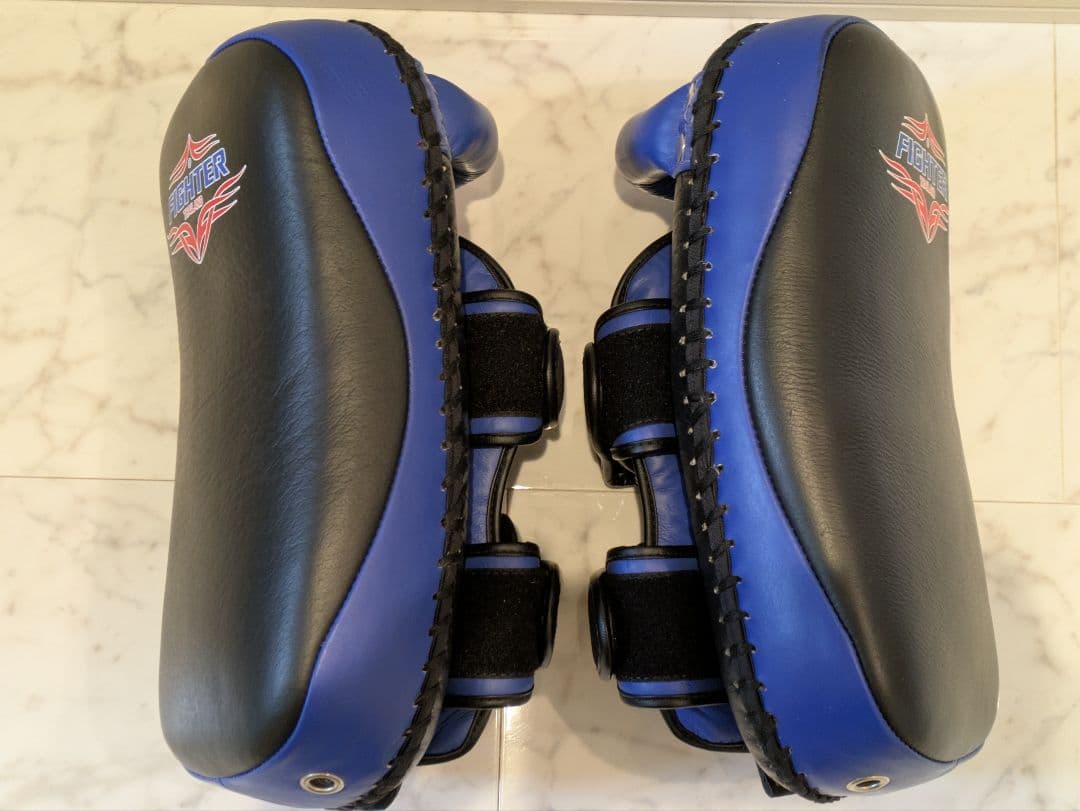 FIGHTER キックミット 未使用品