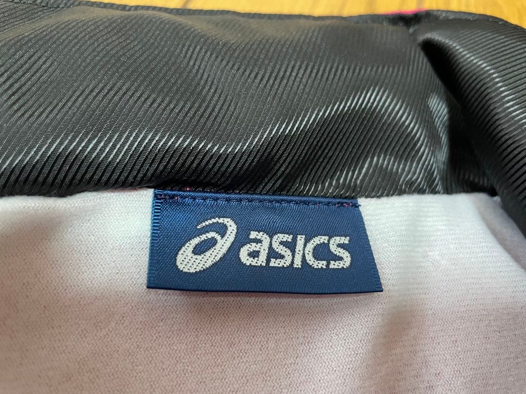 【新品タグ付き】asics ウィンドブレーカー ウォームアップウェアSサイズ