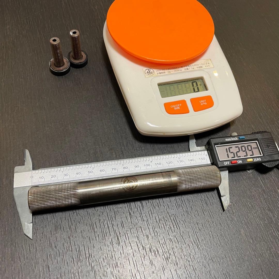 Deity チタンスピンドル　19ミリ48スプライン　3ピースクランク用　bmx
