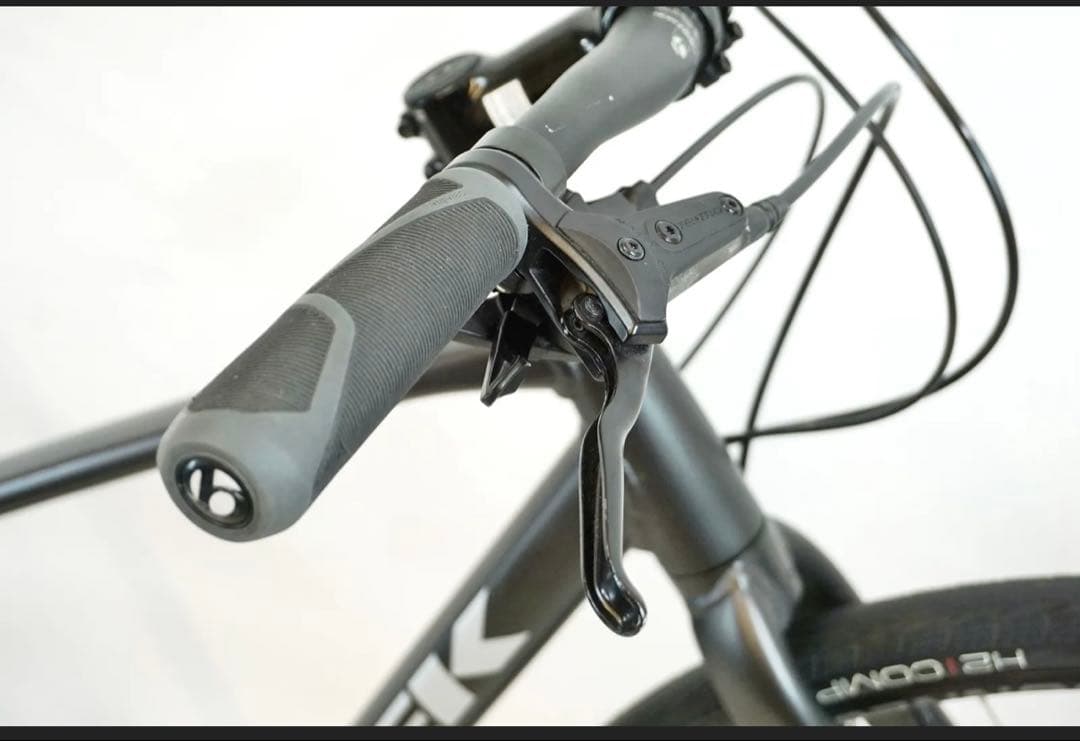 【大阪引き渡し希望】TREK FX2 DISC トレック クロスバイク　Mサイズ