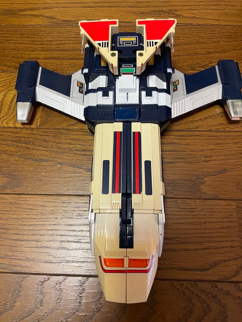 バンダイ 宇宙刑事シャイダー DX超合金 超次元戦闘母艦 バビロス 3段階変形