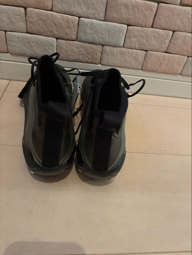 adidasスパイク