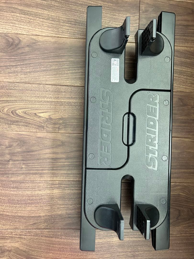 STRIDER バランスバイク用スタンド ブラック　箱付き