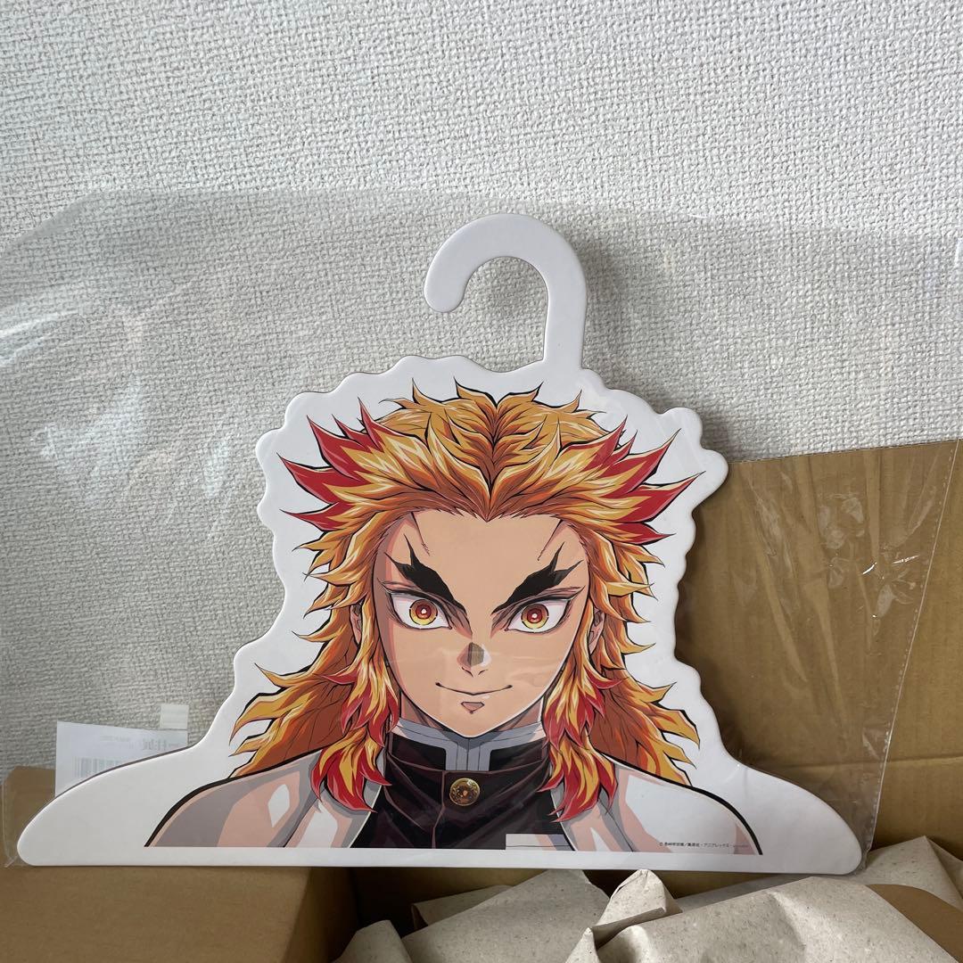 鬼滅の刃 柱展 キービジュアル ハンガー ＆ダイカットクッション煉獄杏寿郎