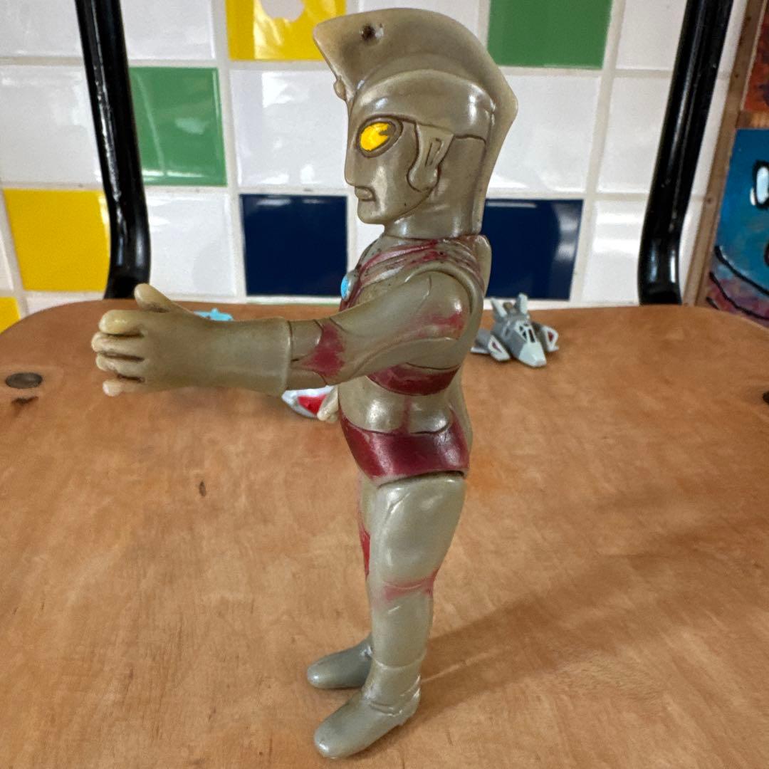 ビクター