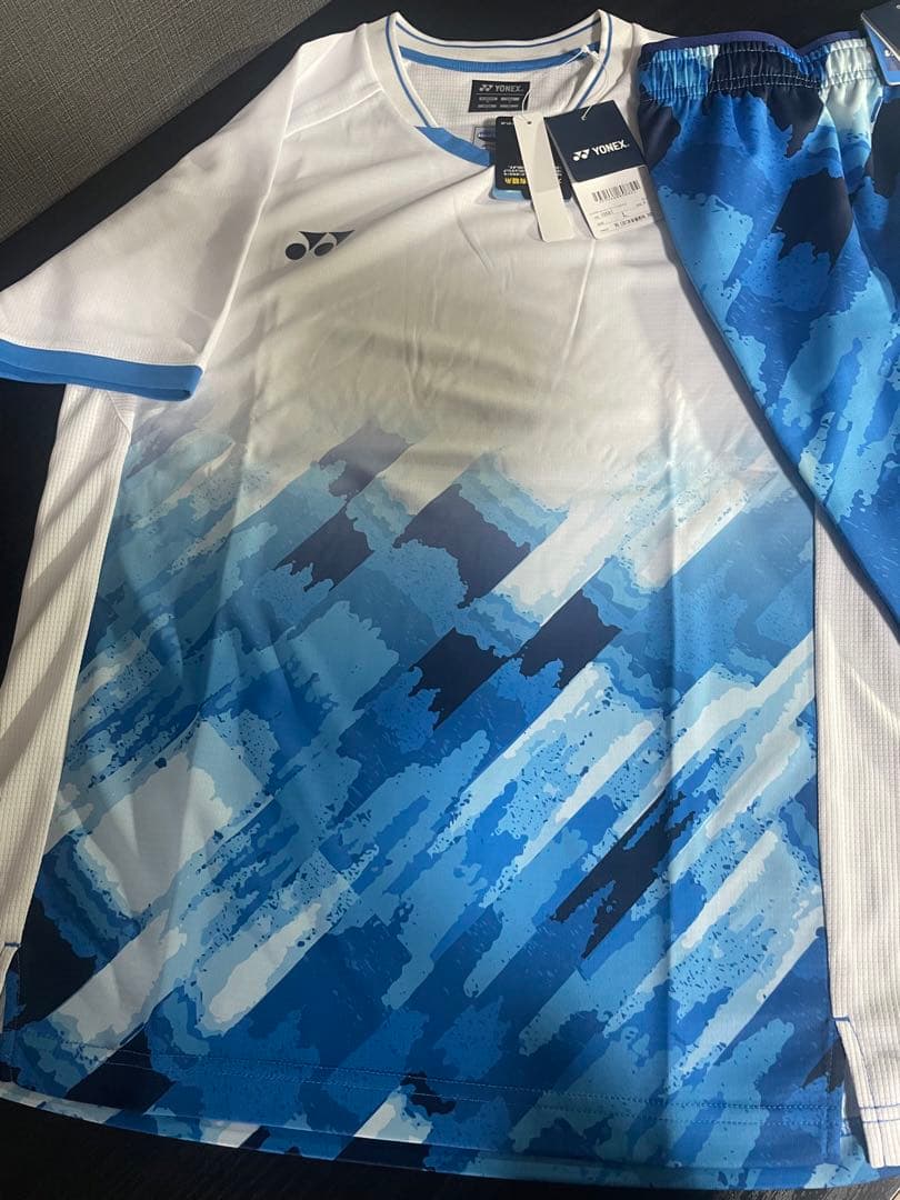 シャツとパンツセット　YONEX バドミントン ウェアセット 青白