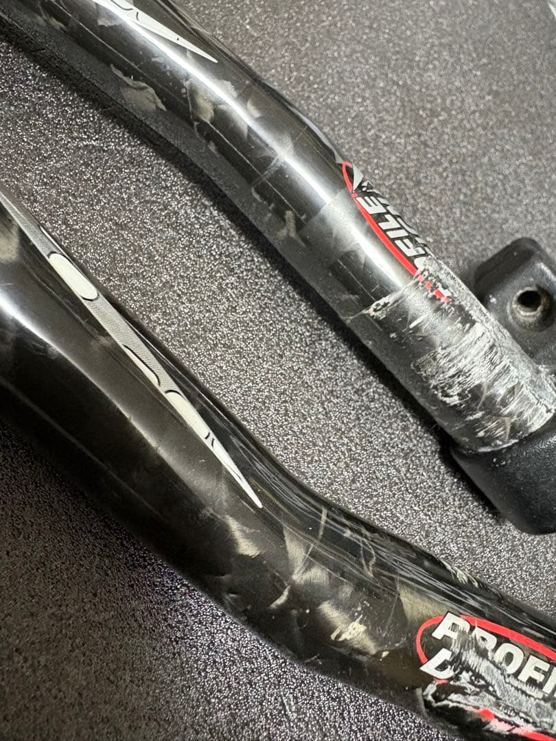 プロファイルデザイン　 カーボンファイバー ハンドル　DHバー